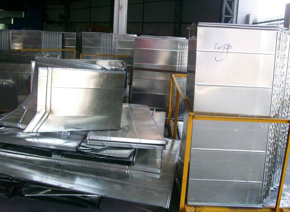 通風(fēng)氣樓廠房一角